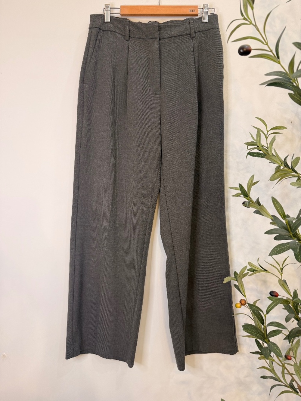 Old Navy Taylor Dark Gray Extra High Rise Wide Leg Trousers Size 10